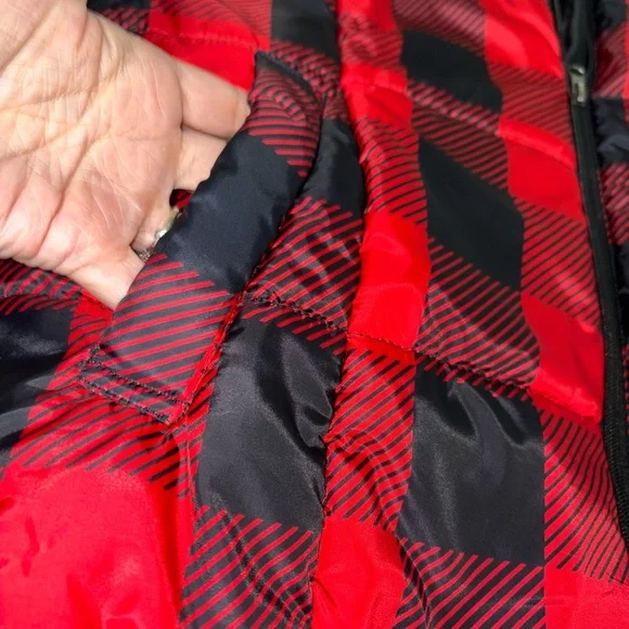 Puffer Vest Bundle - Lands End and New Direction - Picture 11 of 12